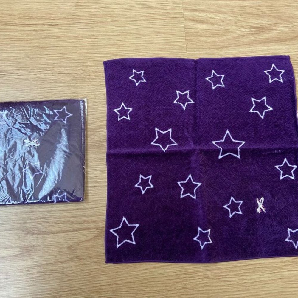 - Virgin Atlantic airline purple white star plane hand small size NEW FACE TOWEL